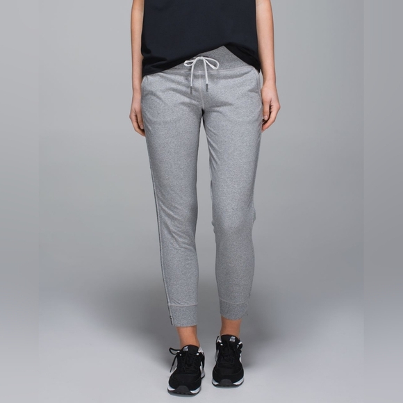 Lululemon No Sweat Pants Size 4 Side Zips Pre/Post Workout Heathered Grey - Picture 1 of 11